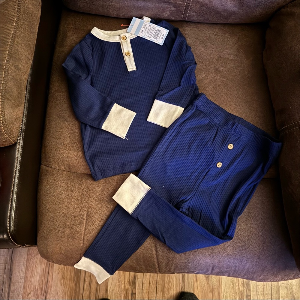Cat & Jack Baby 2 piece boys pajama set size 18 months NWT